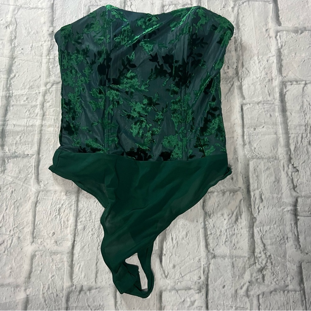 Lulus Iconic Beauty Emerald Green Velvet Floral Strapless Bodysuit - Picture 3 of 10